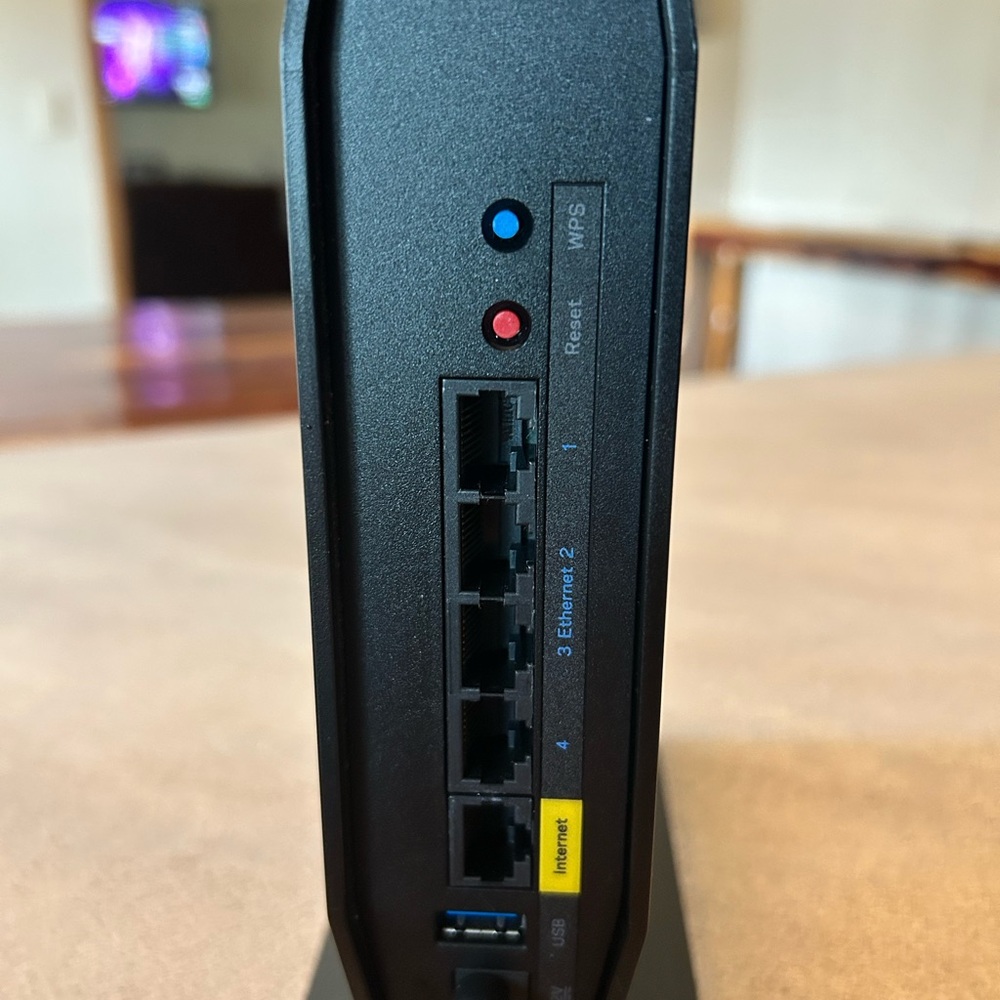 Linksys WiFi Router - Picture 3 of 3